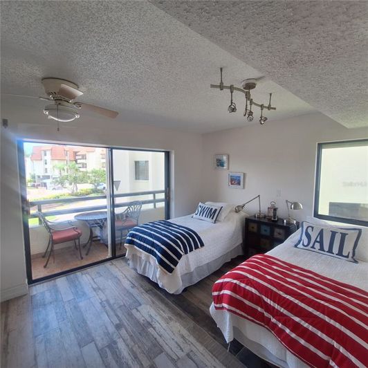 Image No.8-2 Bed Property for sale