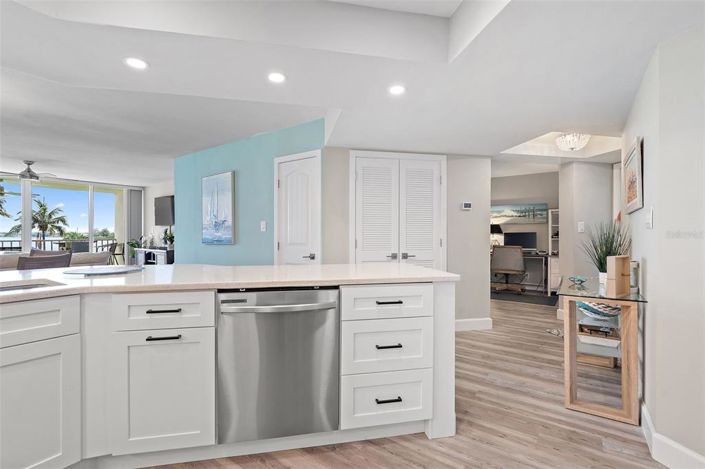 Image No.13-2 Bed Property for sale