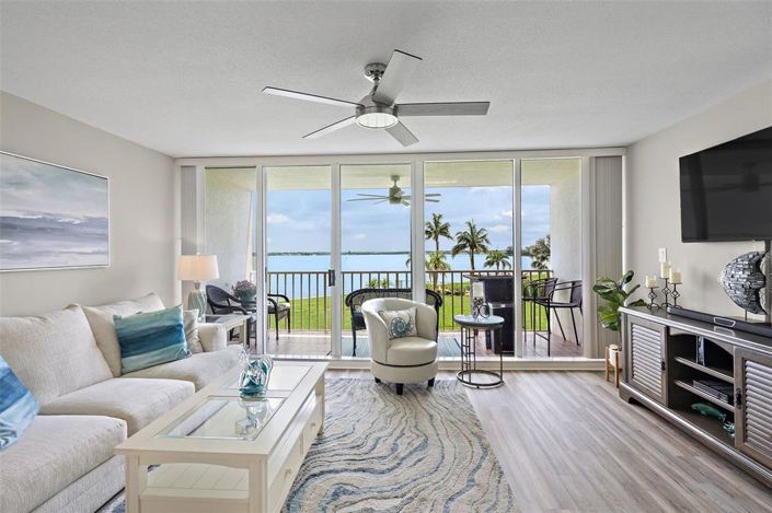 Image No.17-2 Bed Property for sale