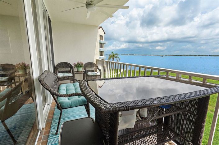 Image No.19-2 Bed Property for sale