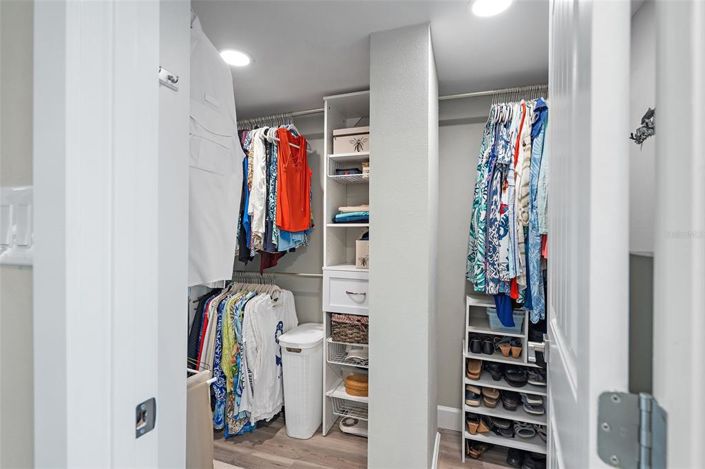 Image No.23-2 Bed Property for sale