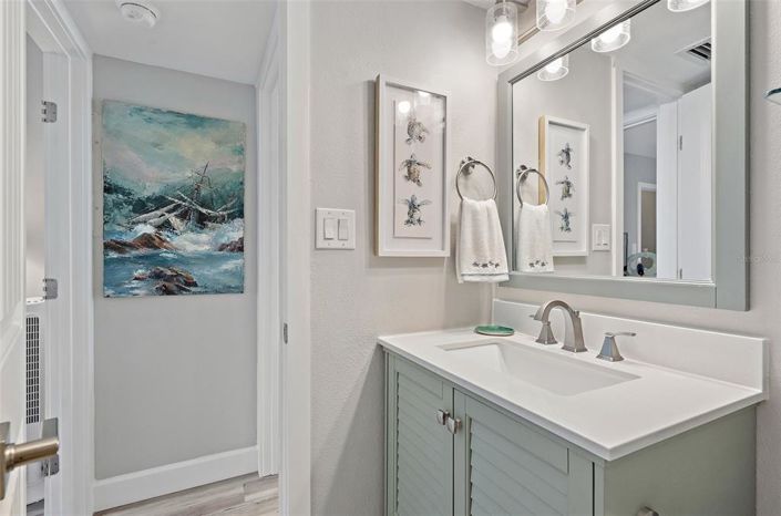 Image No.27-2 Bed Property for sale