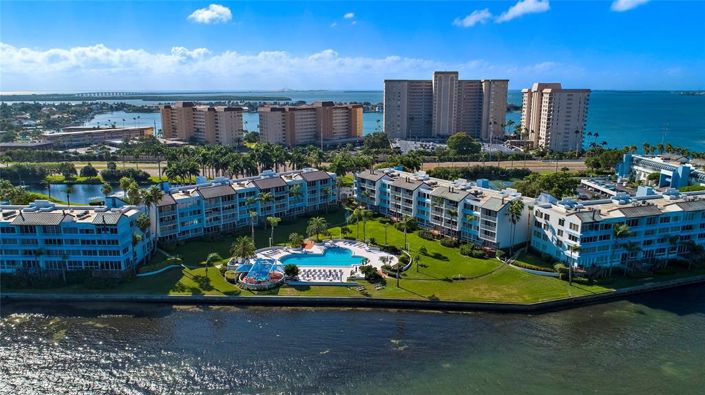 Image No.33-2 Bed Property for sale