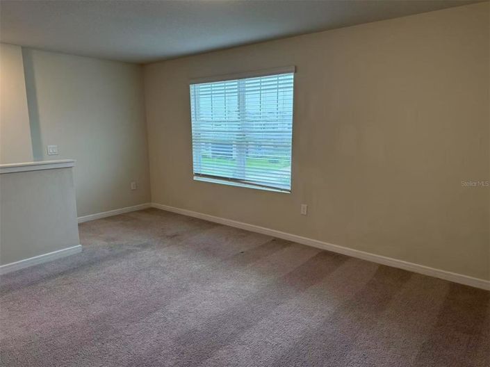 Image No.12-5 Bed Property for sale