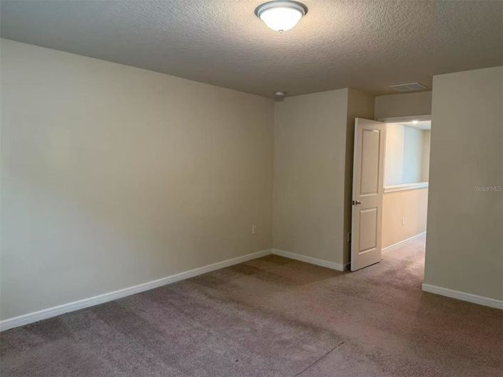 Image No.17-5 Bed Property for sale