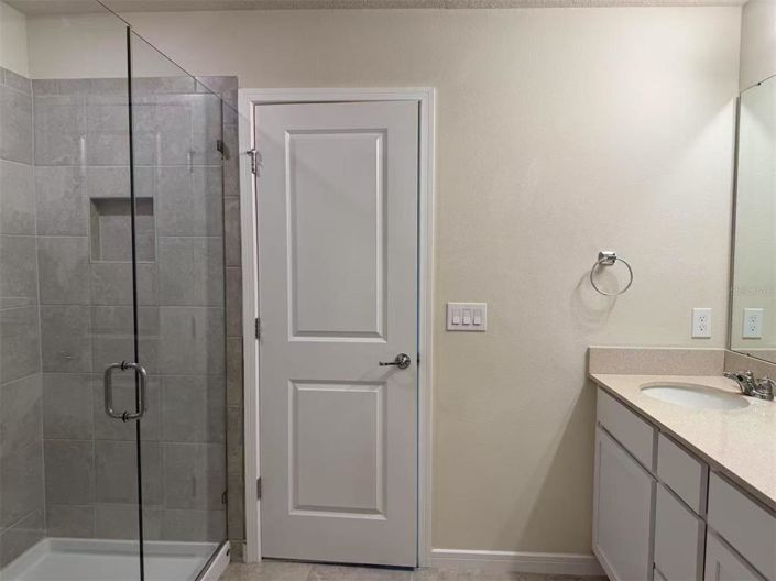 Image No.18-5 Bed Property for sale