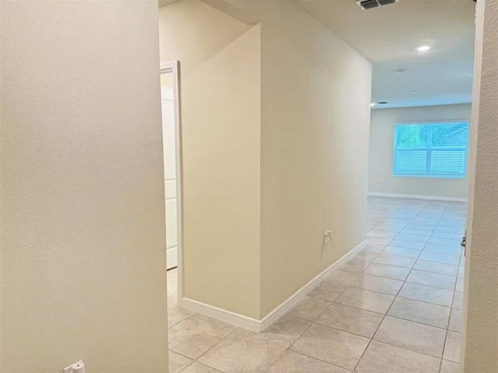 Image No.8-5 Bed Property for sale