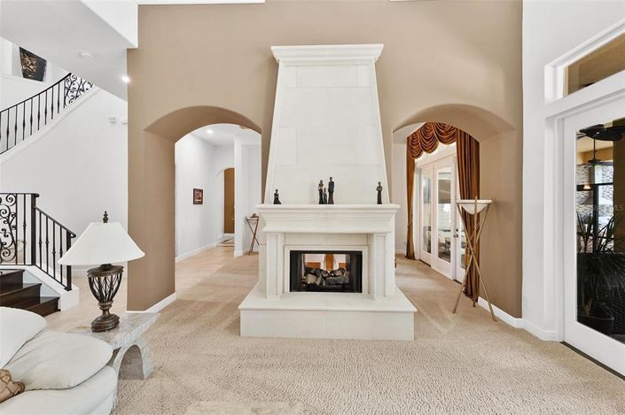 Image No.11-4 Bed Property for sale