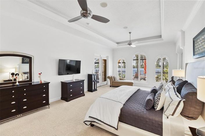 Image No.44-4 Bed Property for sale