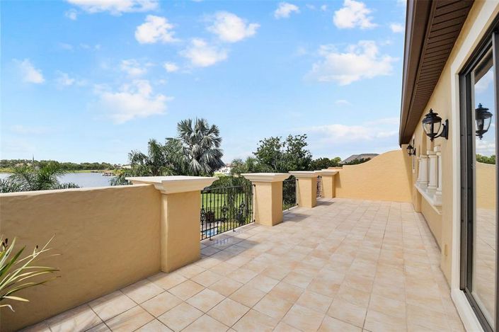 Image No.60-4 Bed Property for sale