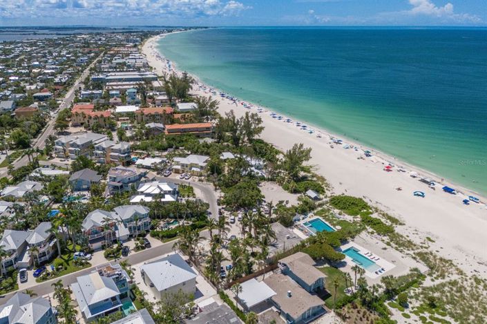 Image No.36-2 Bed Property for sale