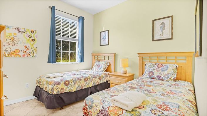 Image No.19-3 Bed Property for sale