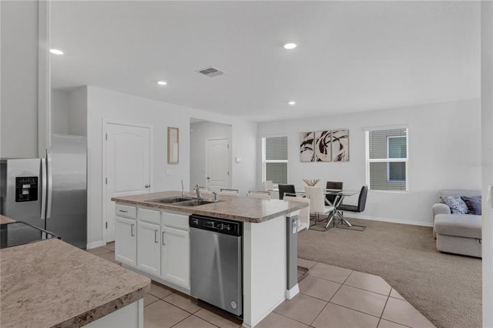 Image No.14-5 Bed Property for sale