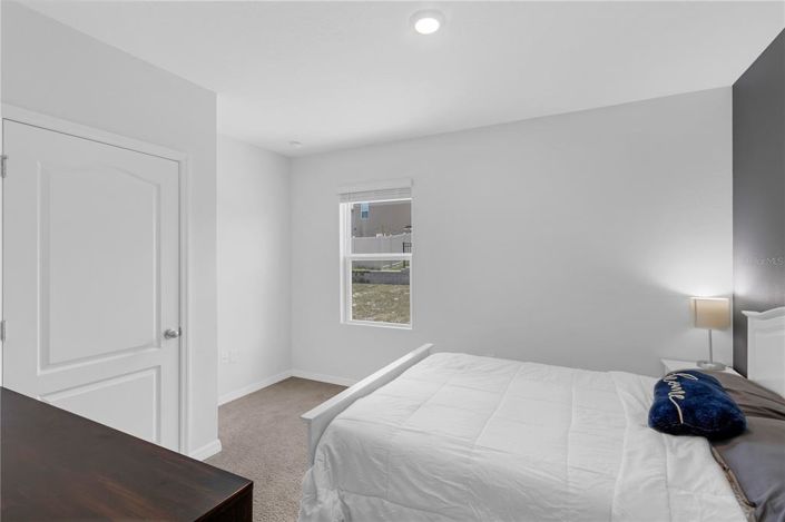 Image No.17-5 Bed Property for sale