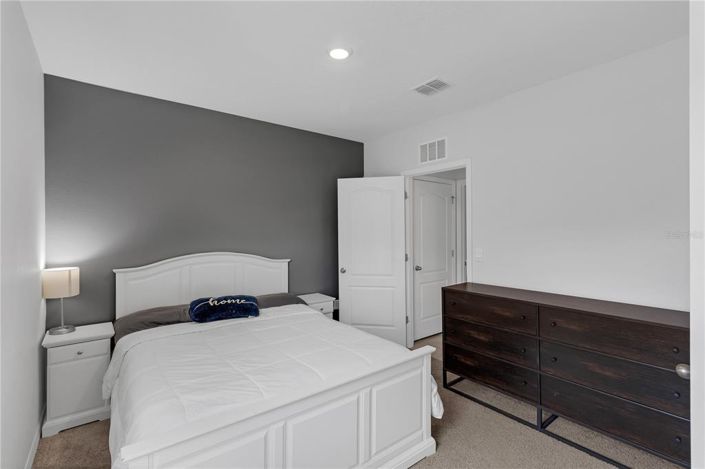 Image No.18-5 Bed Property for sale