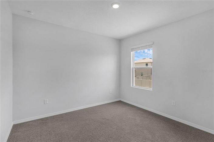 Image No.23-5 Bed Property for sale