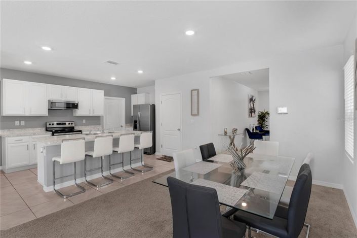 Image No.8-5 Bed Property for sale