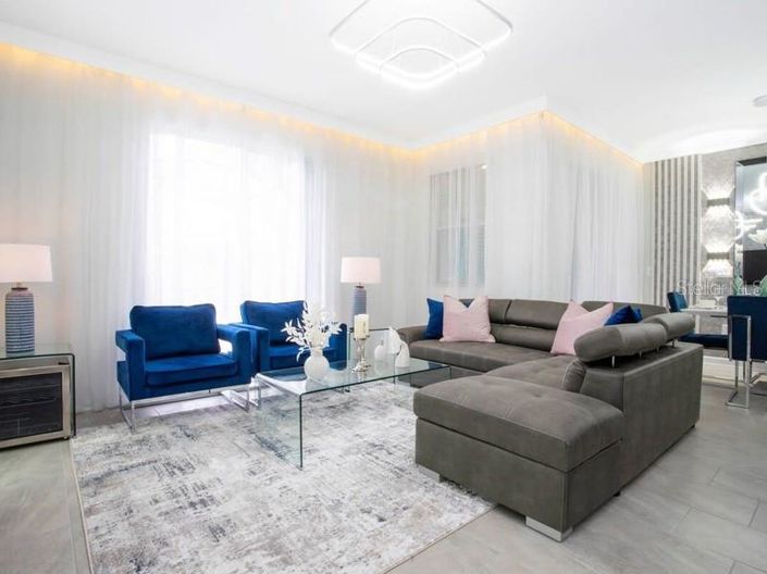 Image No.28-4 Bed Townhouse for sale