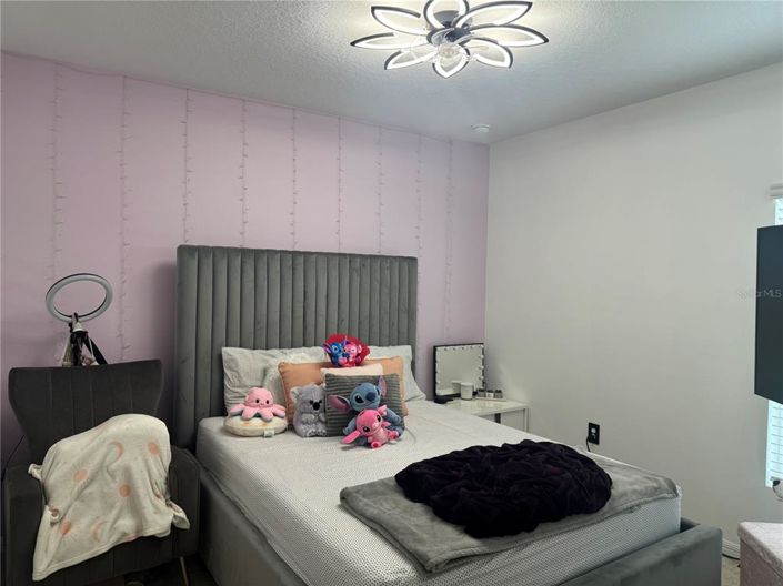 Image No.6-4 Bed Property for sale