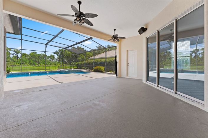 Image No.5-5 Bed Property for sale