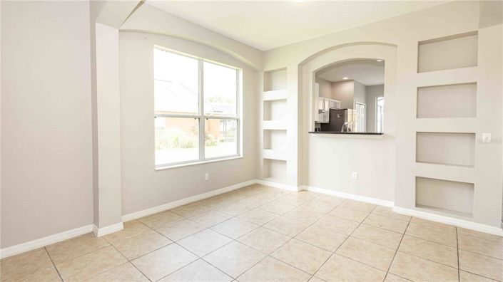 Image No.17-8 Bed Property for sale