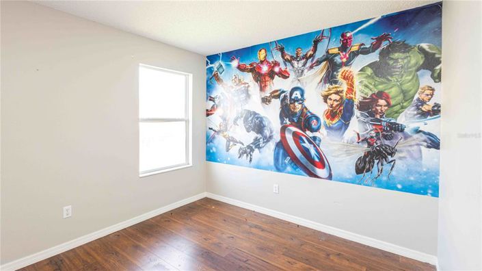 Image No.27-8 Bed Property for sale