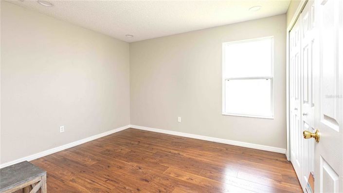 Image No.33-8 Bed Property for sale