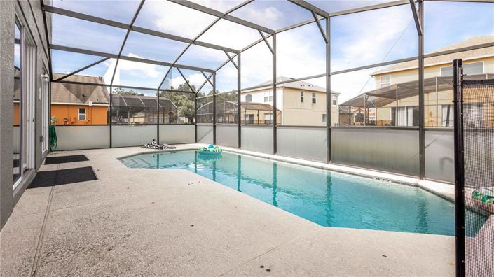 Image No.35-8 Bed Property for sale