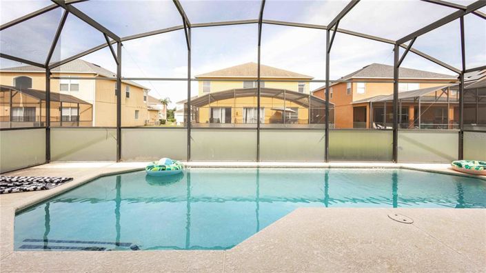 Image No.36-8 Bed Property for sale