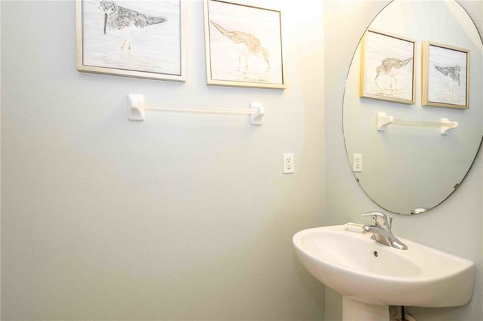 Image No.7-8 Bed Property for sale