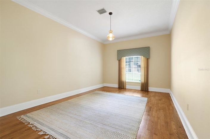 Image No.23-5 Bed Property for sale