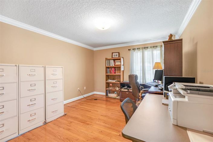 Image No.39-5 Bed Property for sale