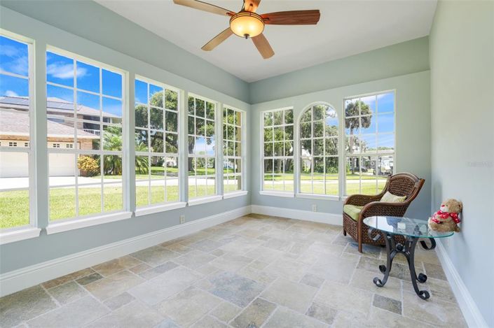 Image No.45-5 Bed Property for sale