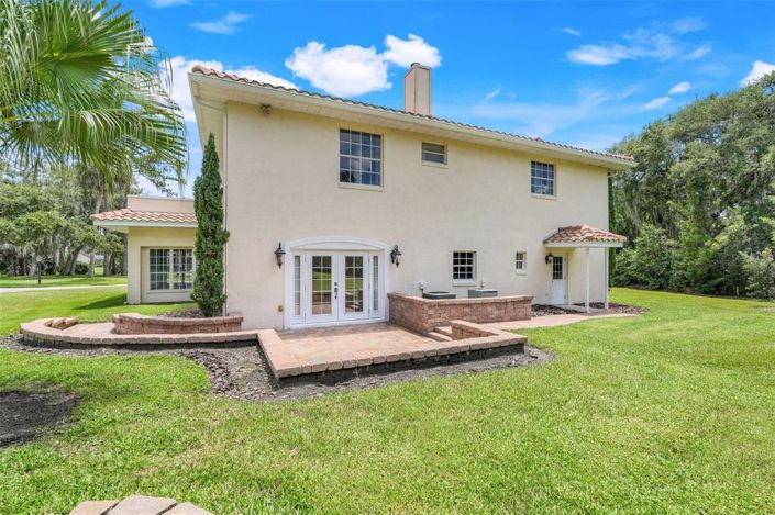 Image No.55-5 Bed Property for sale