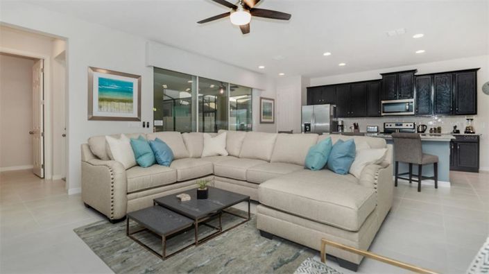 Image No.13-4 Bed Property for sale