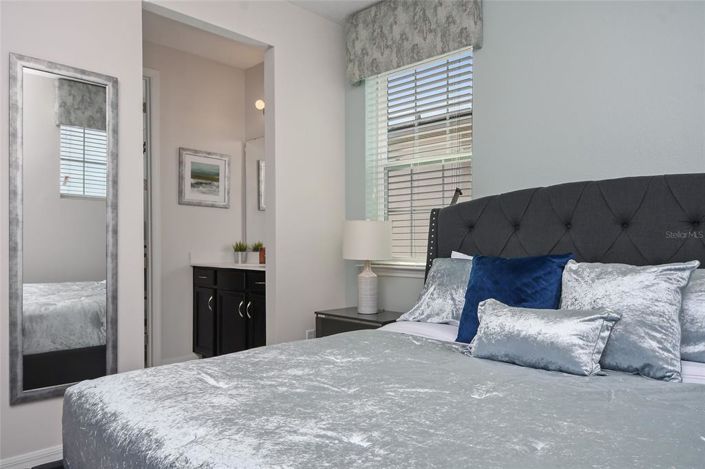 Image No.22-4 Bed Property for sale