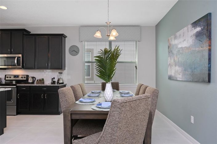 Image No.4-4 Bed Property for sale