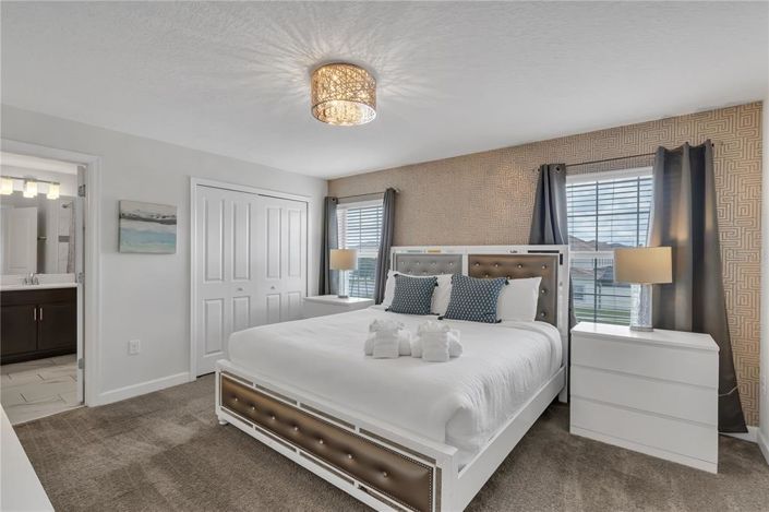 Image No.13-4 Bed Townhouse for sale