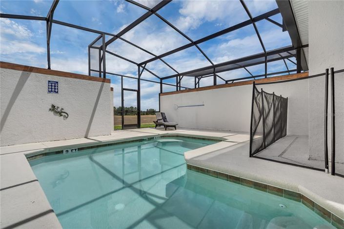 Image No.24-4 Bed Townhouse for sale