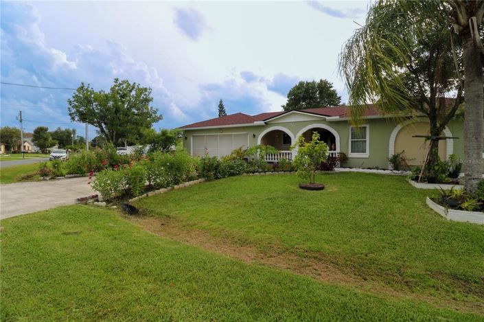 Image No.3-5 Bed Property for sale