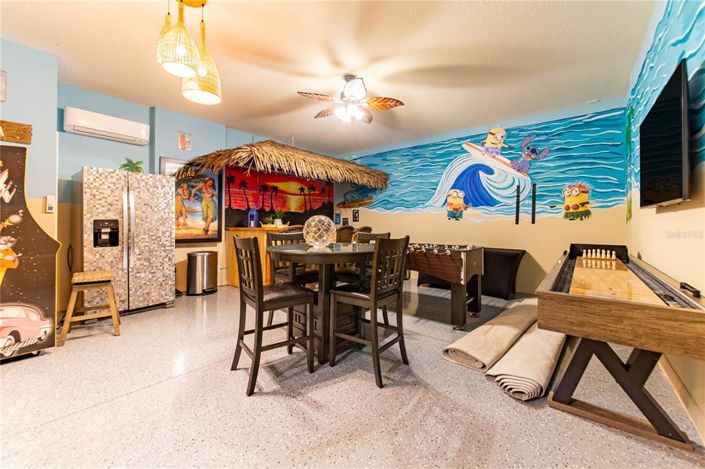 Image No.23-8 Bed Property for sale