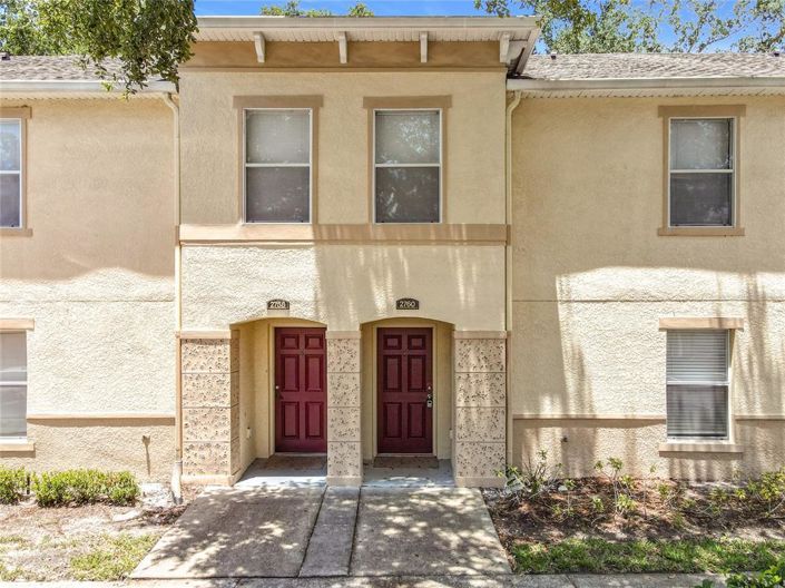 Image No.1-4 Bed Townhouse for sale