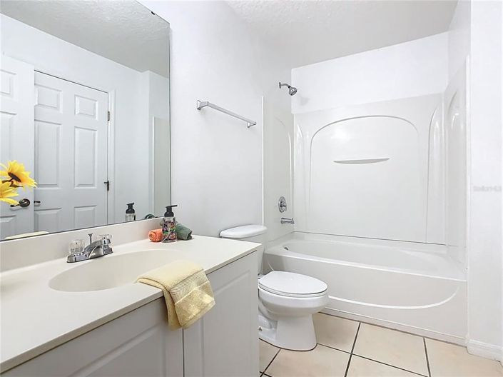 Image No.24-4 Bed Townhouse for sale