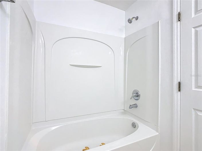 Image No.34-4 Bed Townhouse for sale