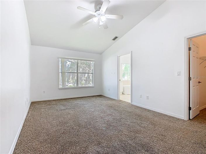 Image No.36-4 Bed Townhouse for sale