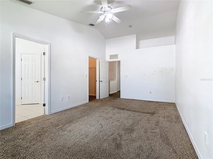 Image No.37-4 Bed Townhouse for sale