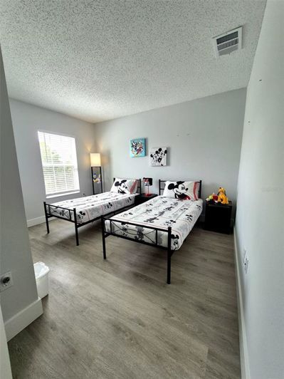 Image No.24-4 Bed Townhouse for sale