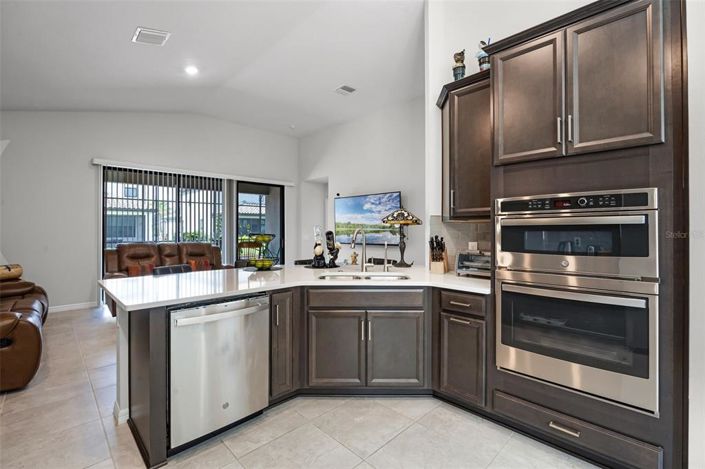 Image No.26-4 Bed Property for sale