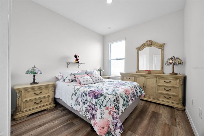 Image No.27-4 Bed Property for sale