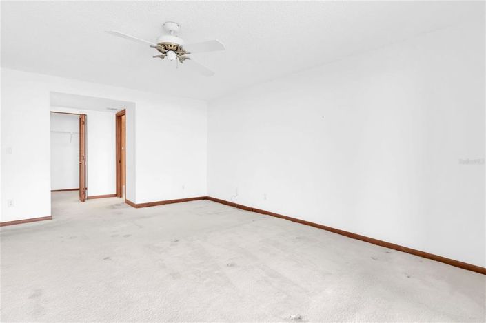 Image No.12-2 Bed Property for sale